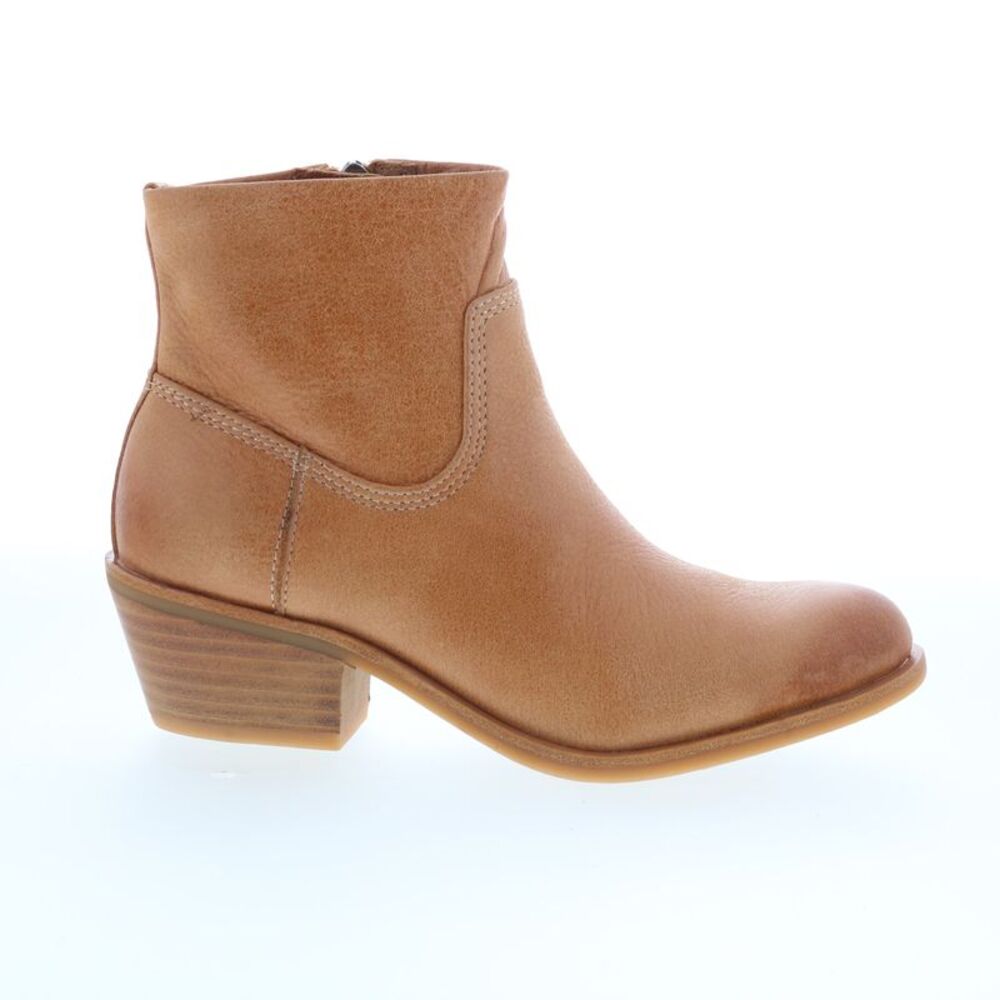 Sofft Womens April Brown Boots (NWT)